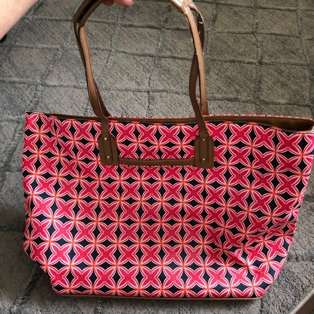 Stella and Dot Red and Navy Medallion Large Tote